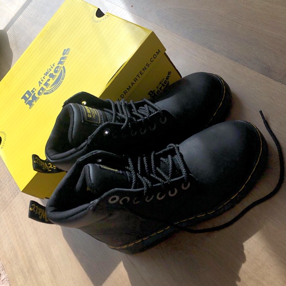 Dr.martens steel toe boots with box - Picture 2 of 6
